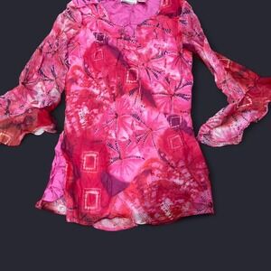 New York Design Flowy Blouse